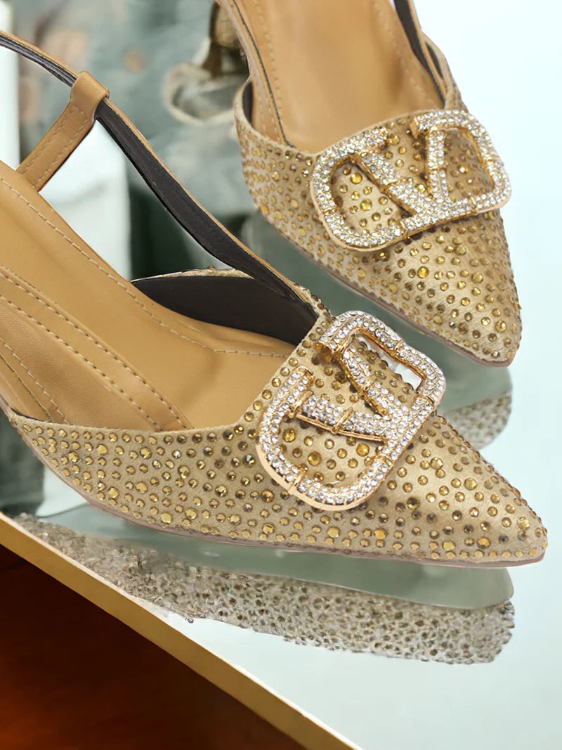 VLOGO SIGNATURE PUMPS - GOLDEN