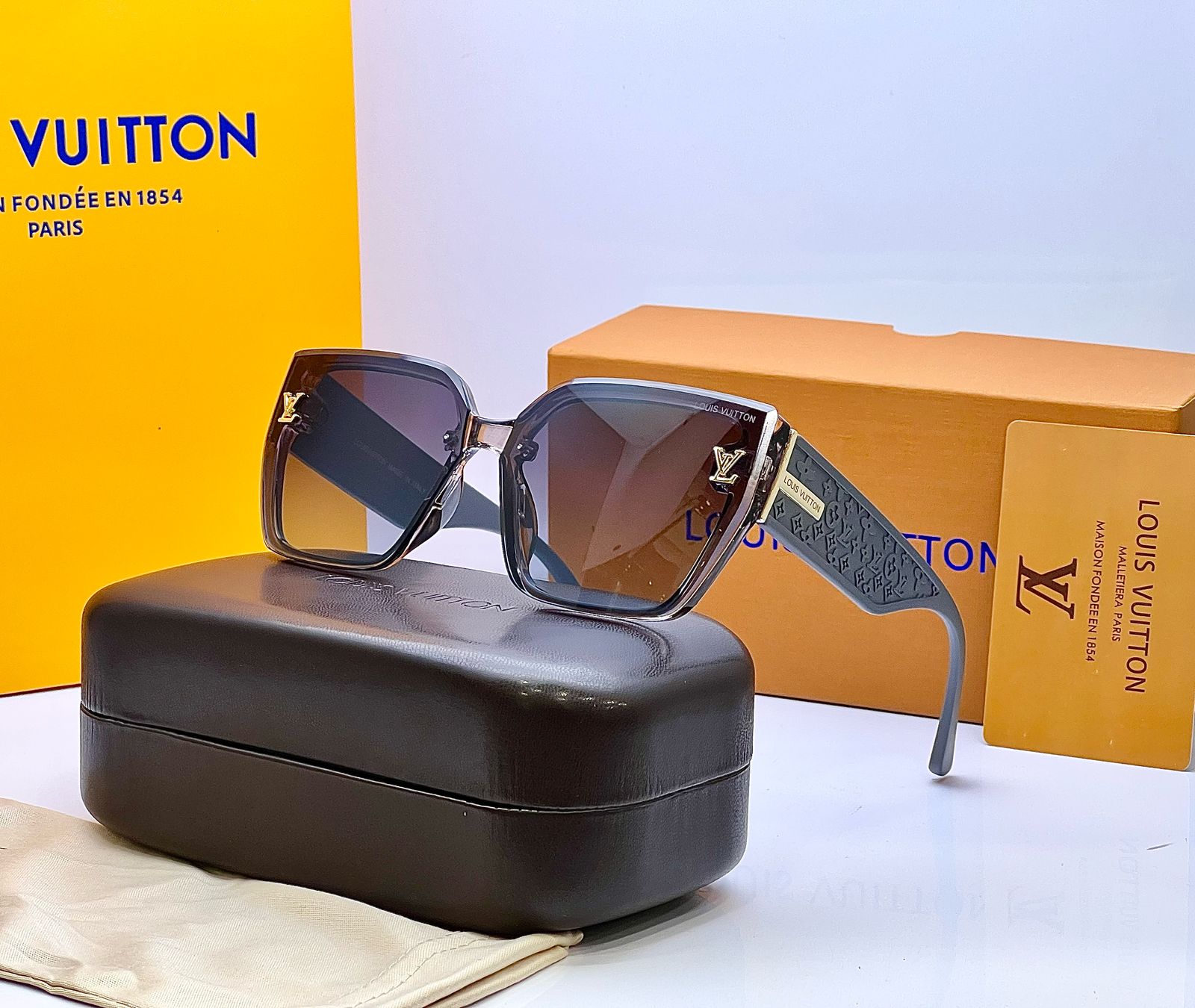 LV Ladies Sunglasses