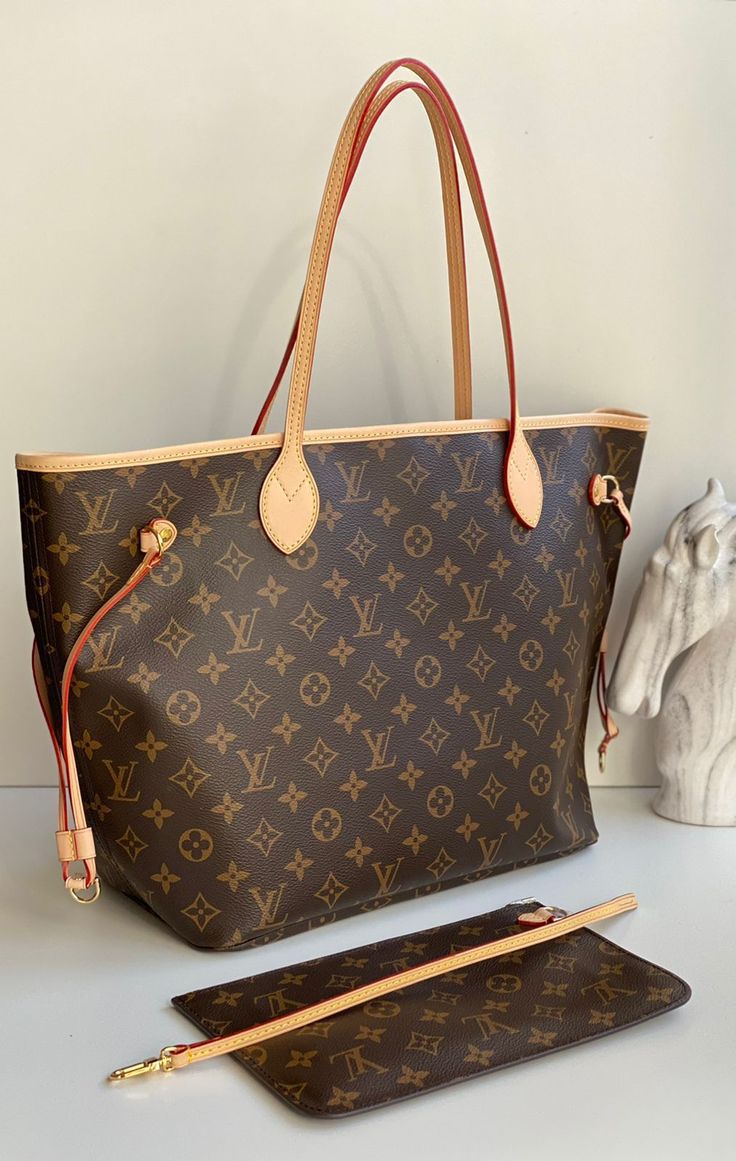 LOUIS VUITTON NEVERFULL TOTE - Alphabets Print