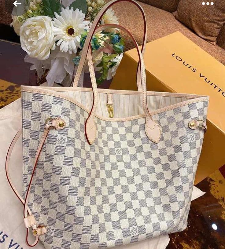 LOUIS VUITTON NEVERFULL TOTE - White Check Print