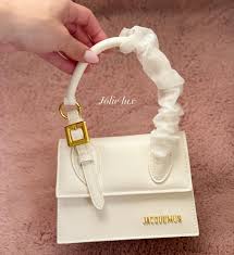 Jacquemus Le Chiquito Moyen Boucle tote bag - White