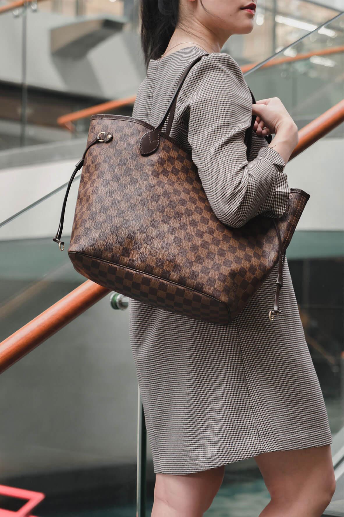 LOUIS VUITTON NEVERFULL TOTE - Brown Check Print