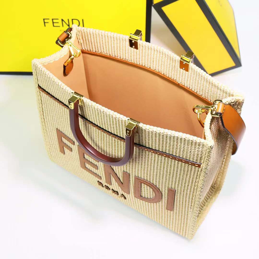 FENDI ROMA LEATHER TOTE - BEIGE