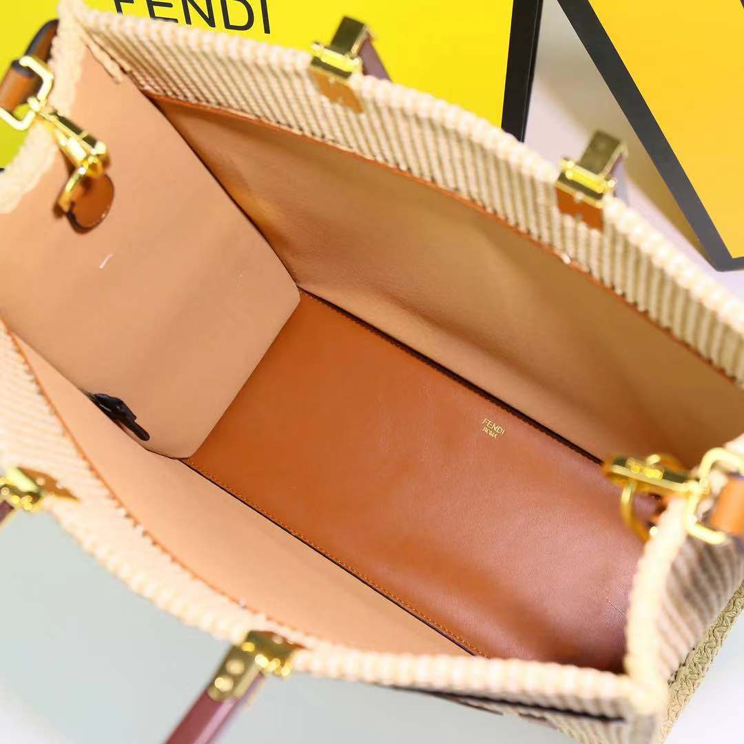 FENDI ROMA LEATHER TOTE - BEIGE
