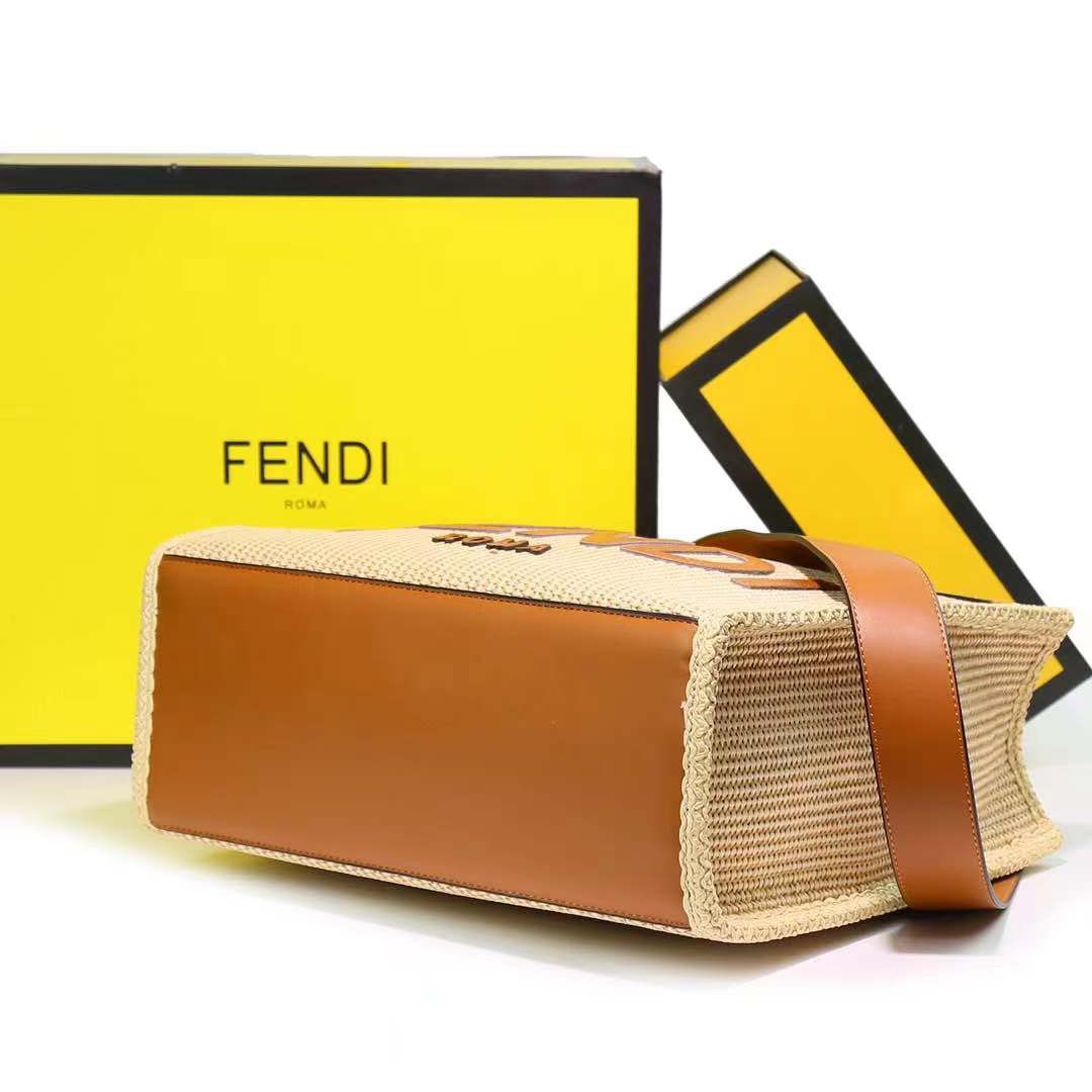 FENDI ROMA LEATHER TOTE - BEIGE