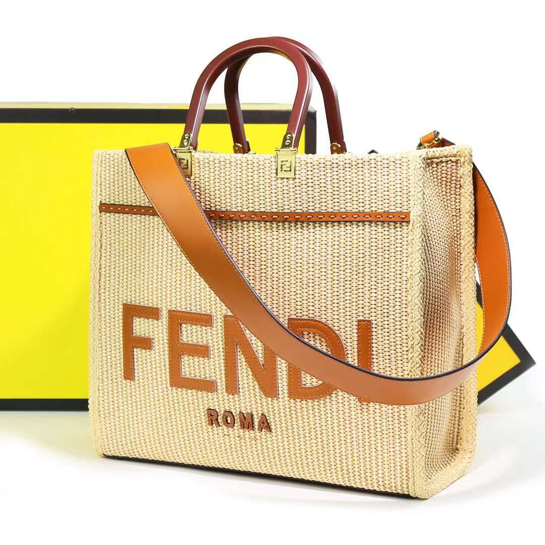 FENDI ROMA LEATHER TOTE - BEIGE