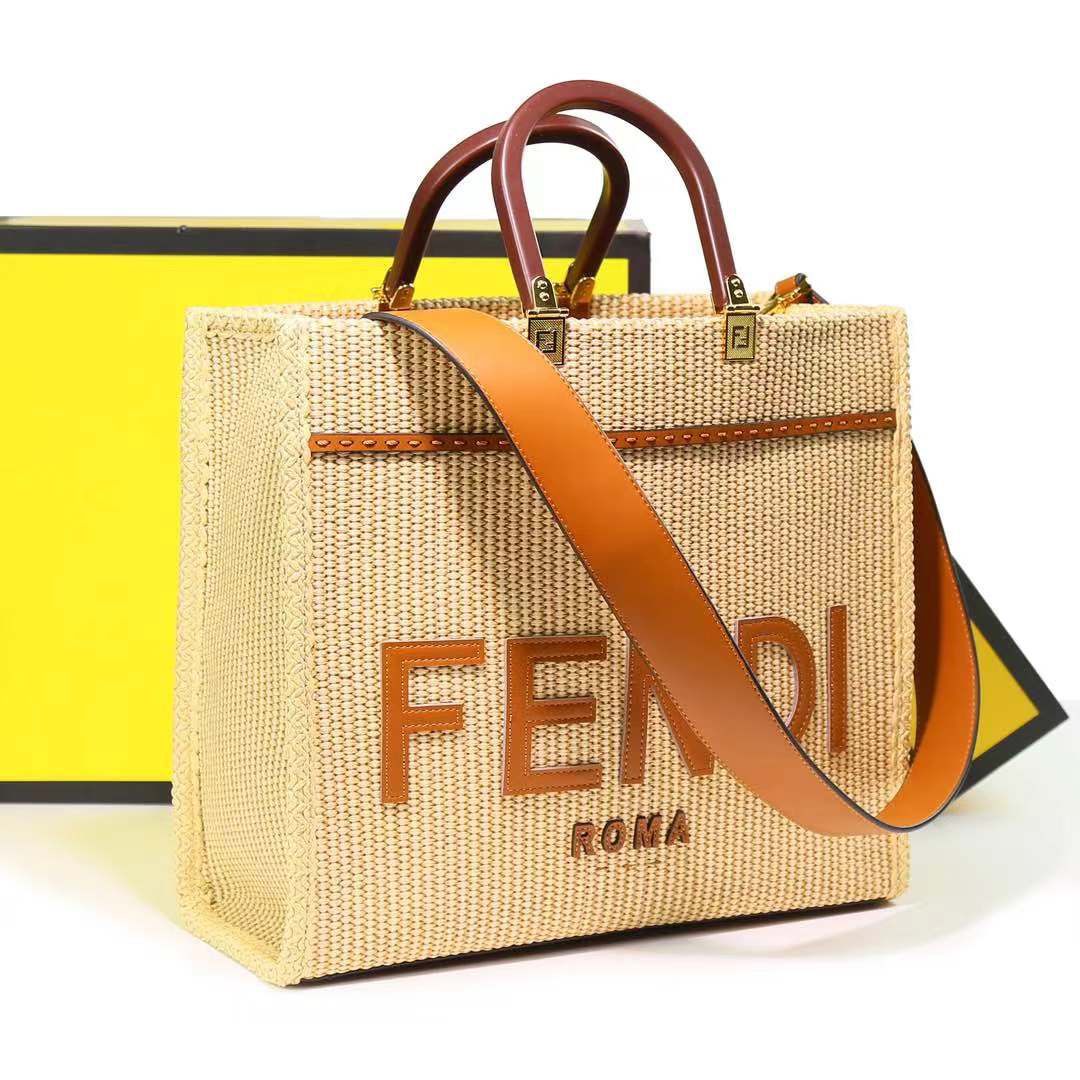 FENDI ROMA LEATHER TOTE - BEIGE