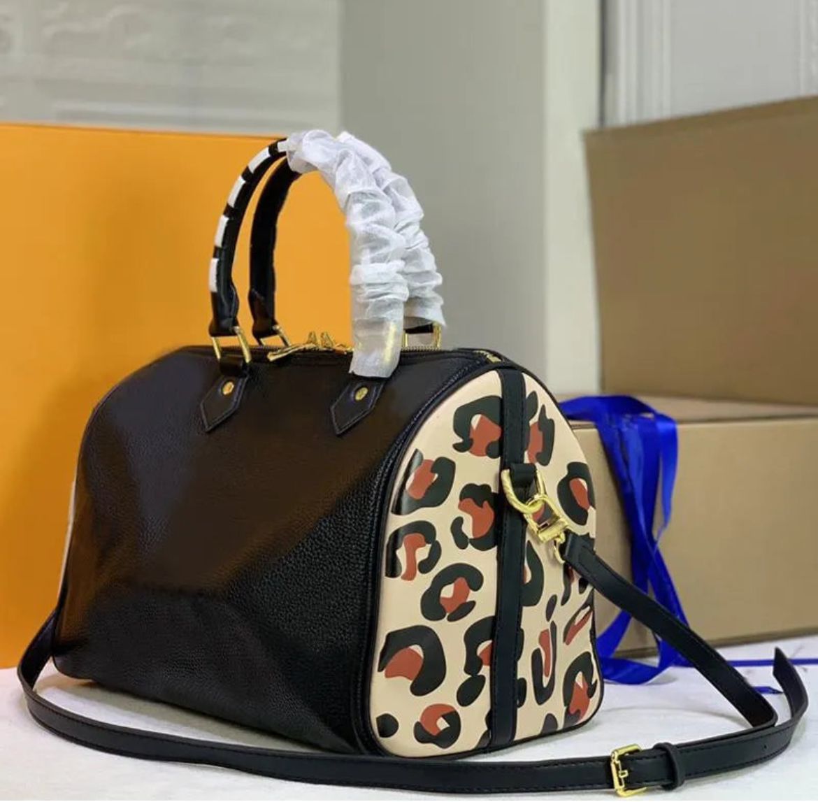 LOUIS VUITTON Wild At Heart Speedy Bandouliere Duffle