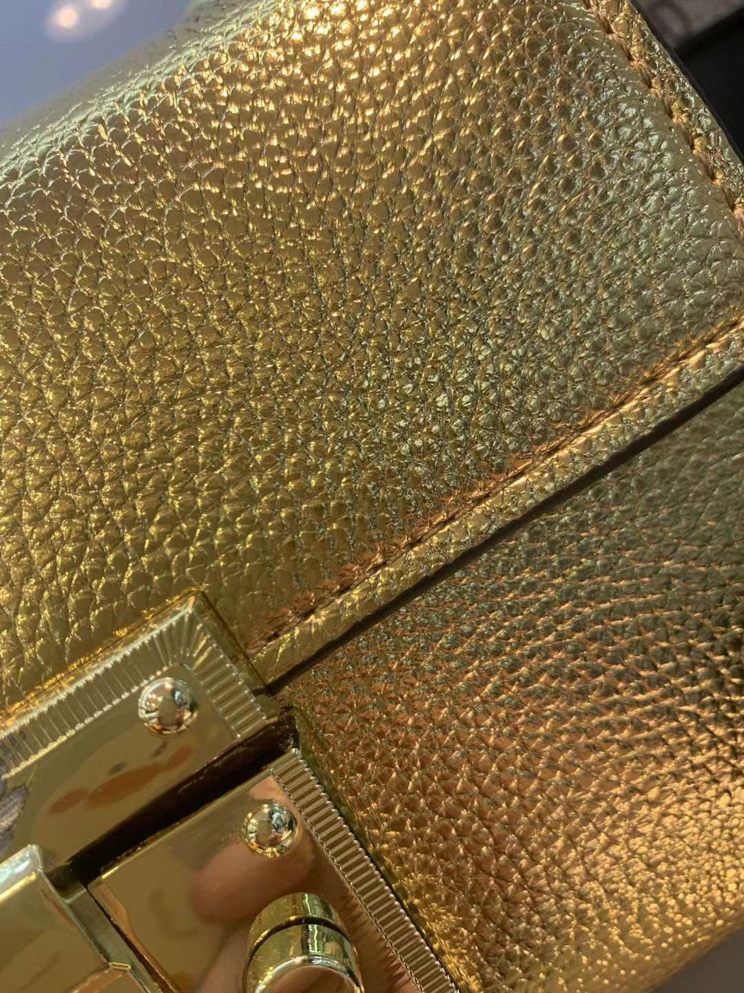 GUCCI Metalic Gold Padlock Bag