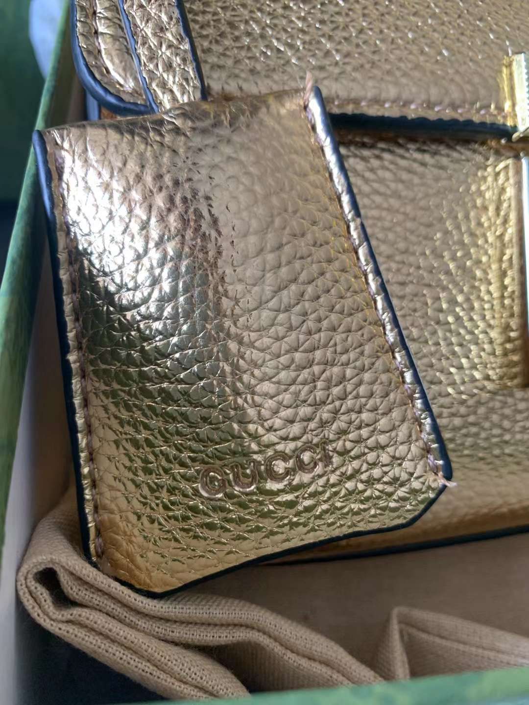 GUCCI Metalic Gold Padlock Bag