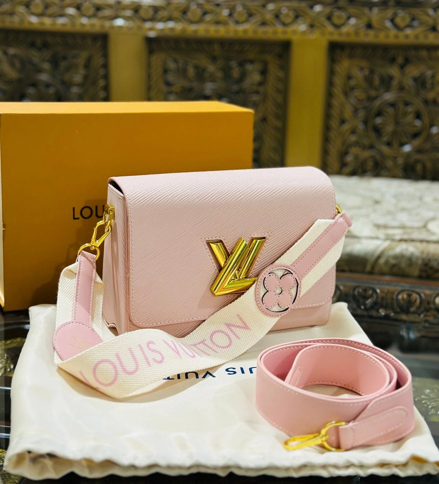 LOUIS VUITTON Twist MM Epi Leather Handbags - Pink