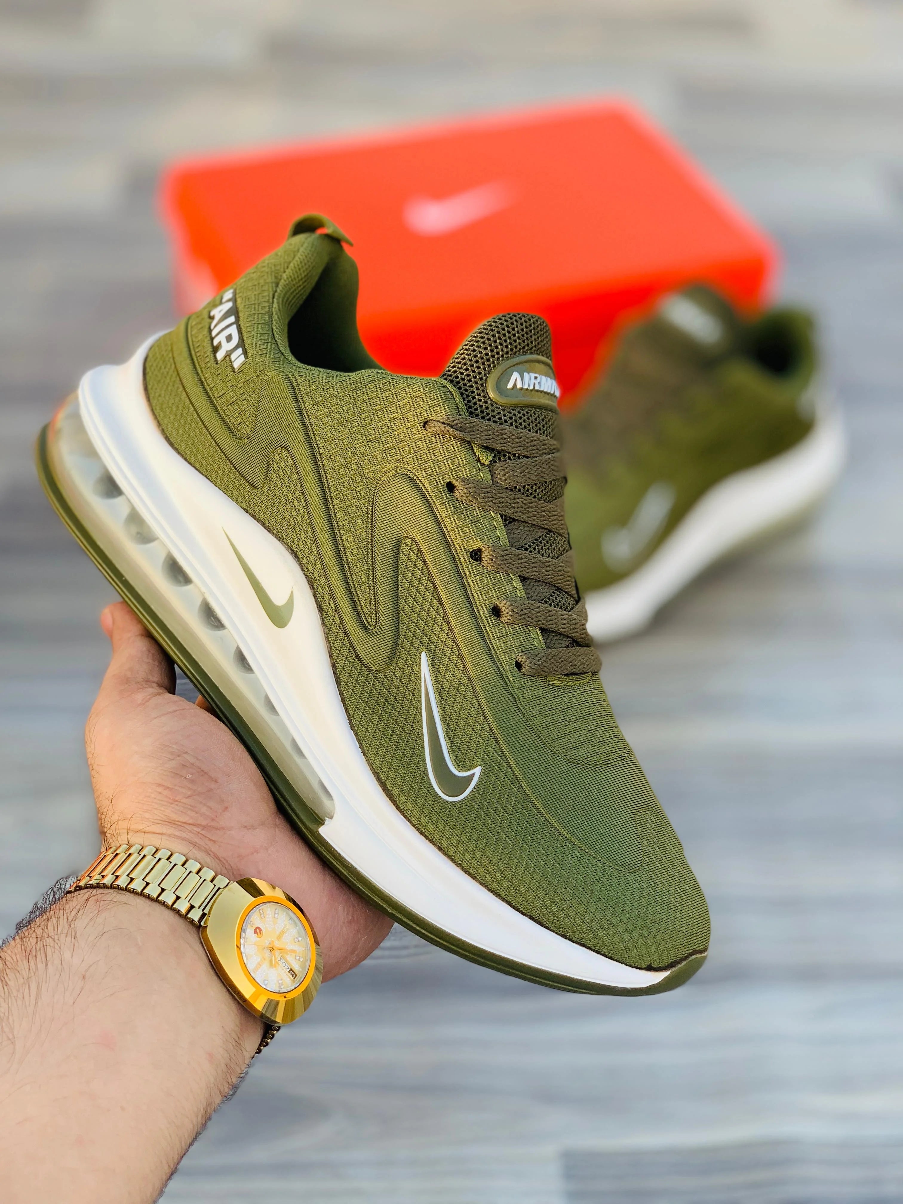 NIKE Air Max 720 Green Almari a Fashion Wardrobe UK