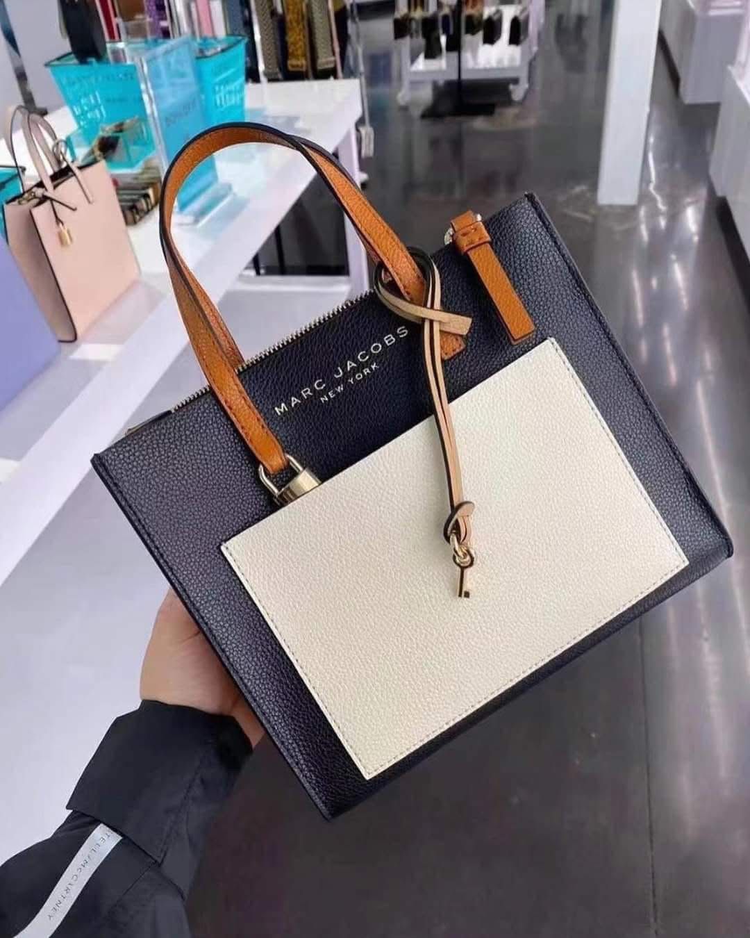 Marc Jacobs Mini Grind Leather Tote Bag - Black