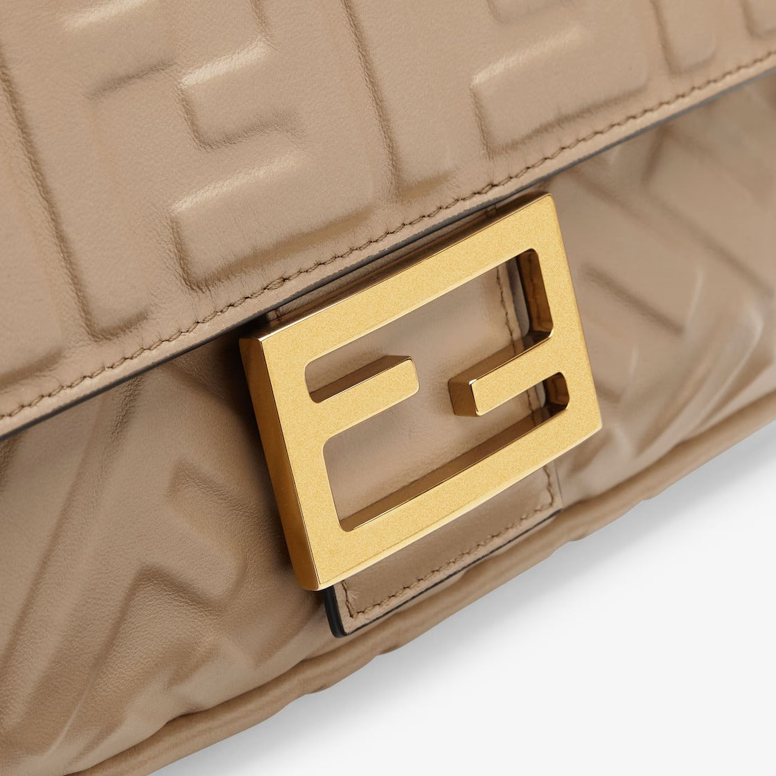 FENDI Baguette  - Beige