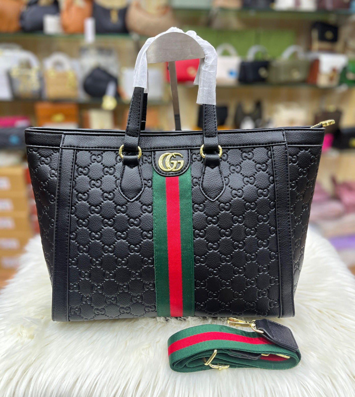 GUCCI Soft Leather Tote Bag - Black