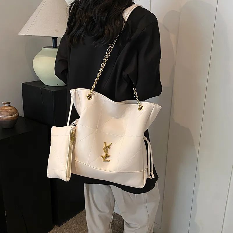 Saint Laurent Jamie 4.3 Tote Bag - White