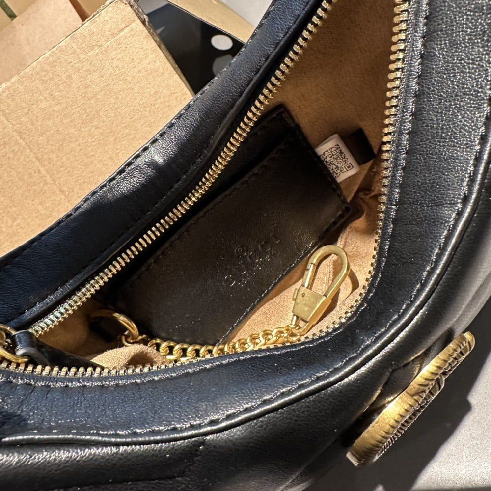 Gucci GG Marmont Half-Moon Shoulder Bag - Black