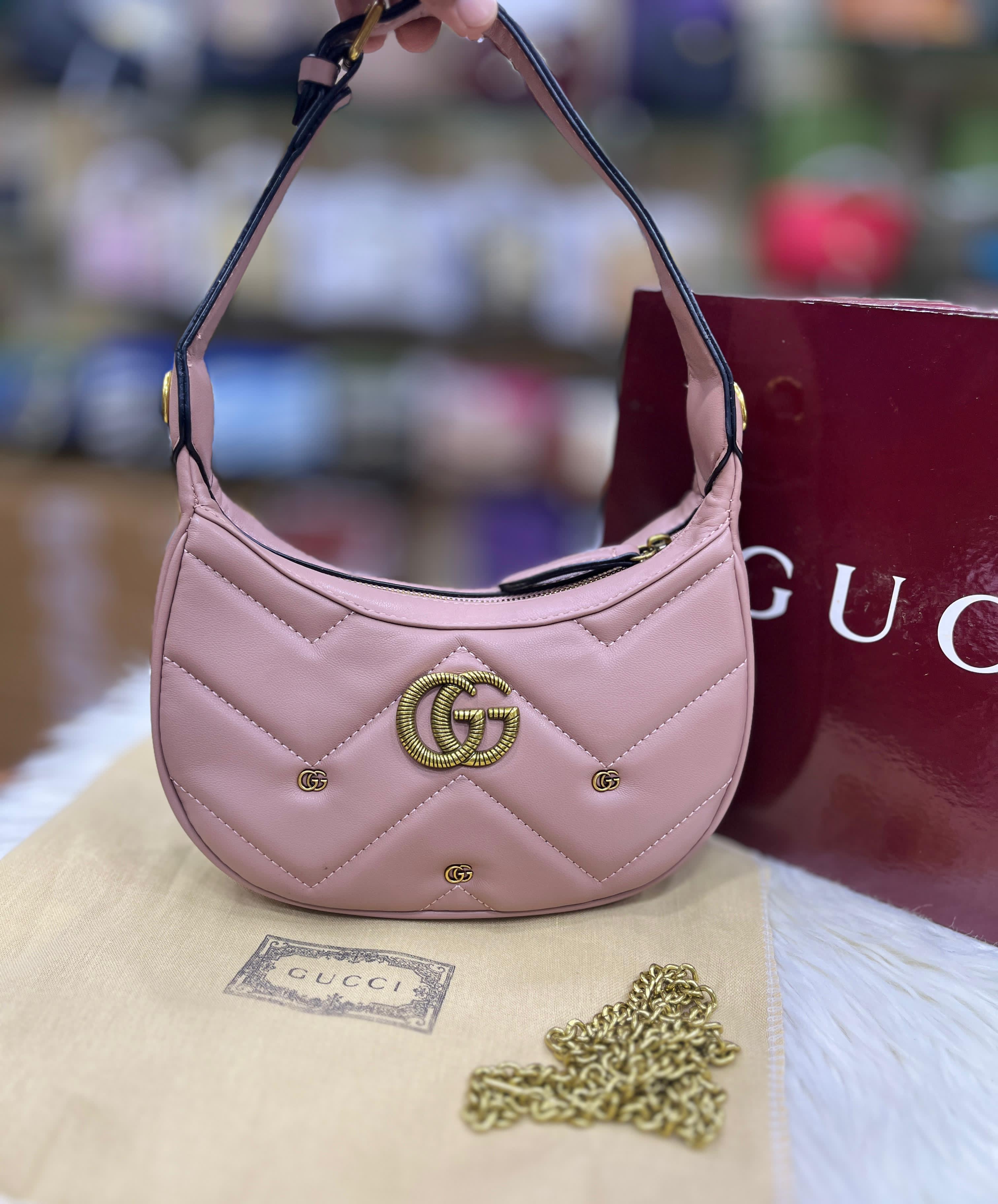 Gucci GG Marmont Half-Moon Shoulder Bag - Pink