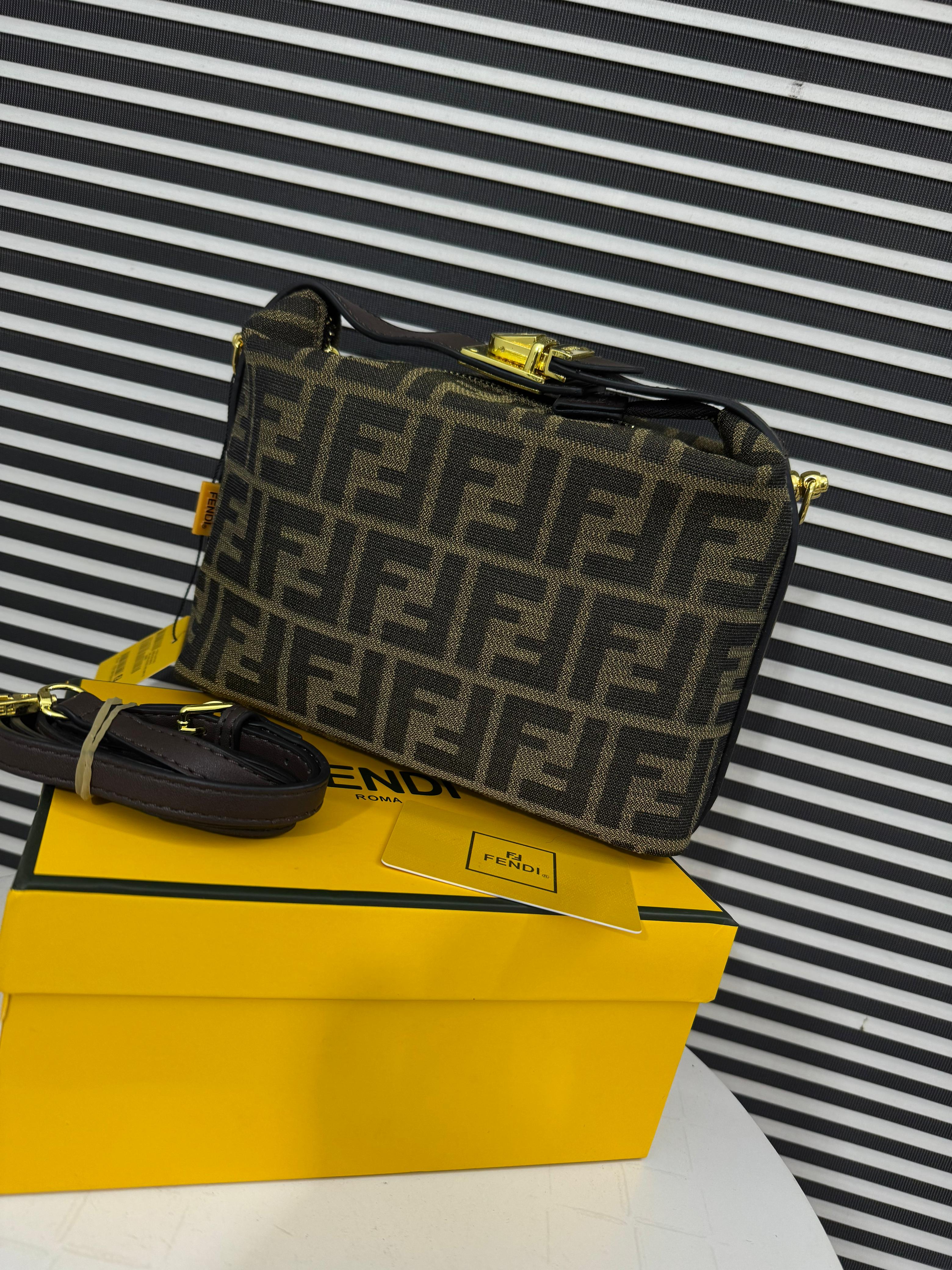 FENDI Zucca Cosmetic Bag - Green