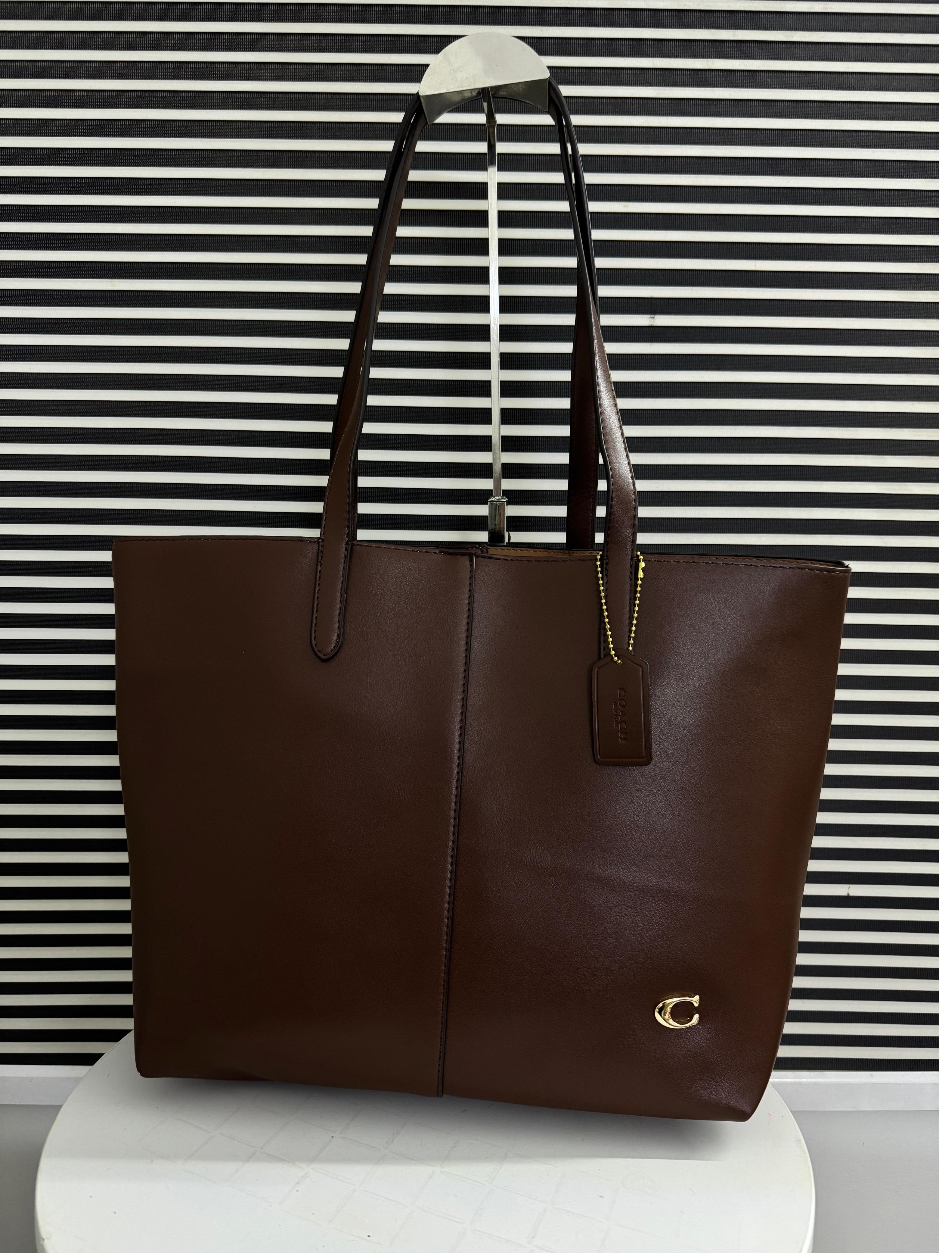 COACH North 32 Leather Tote Bag - Brown