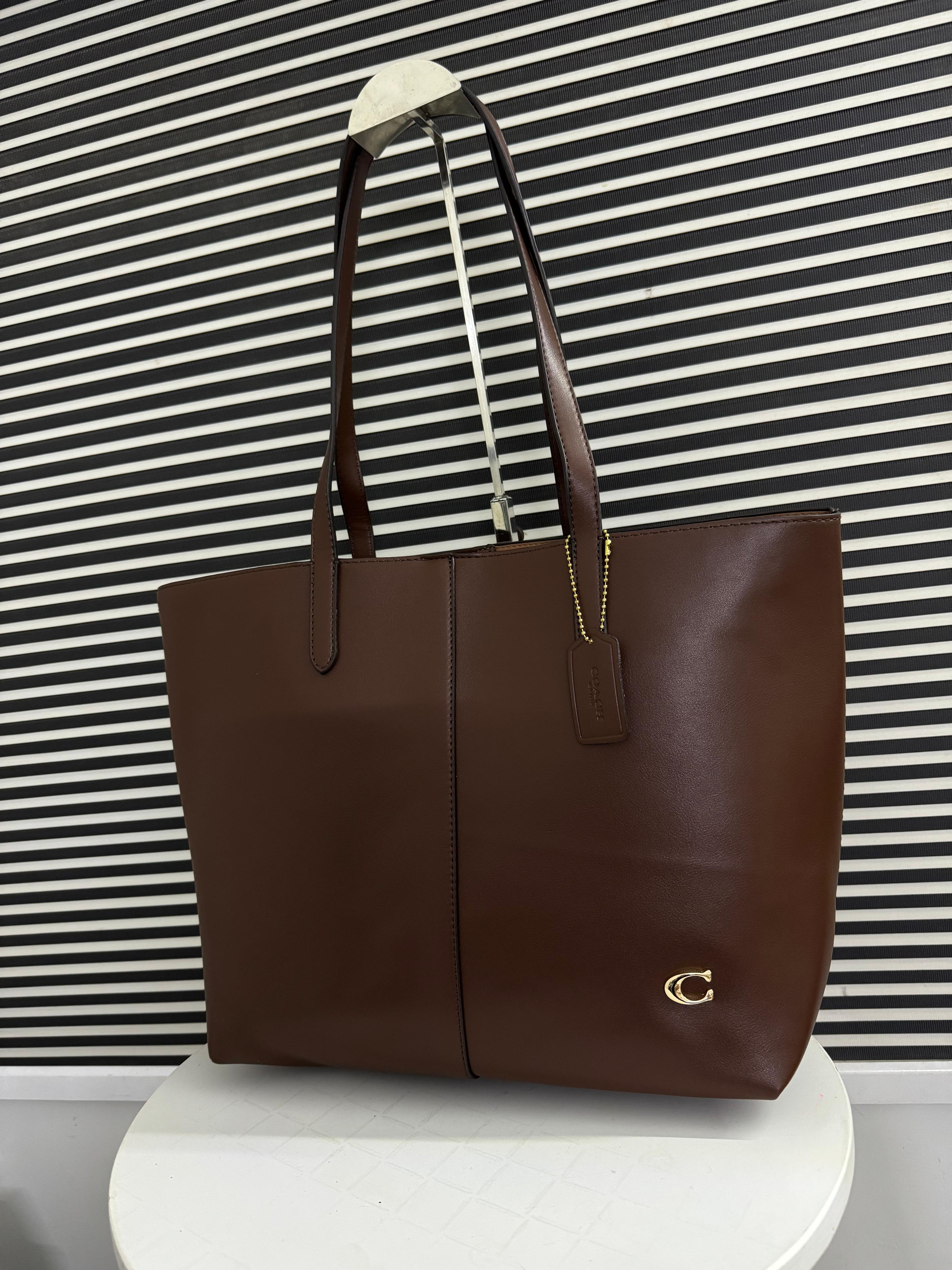 COACH North 32 Leather Tote Bag - Brown