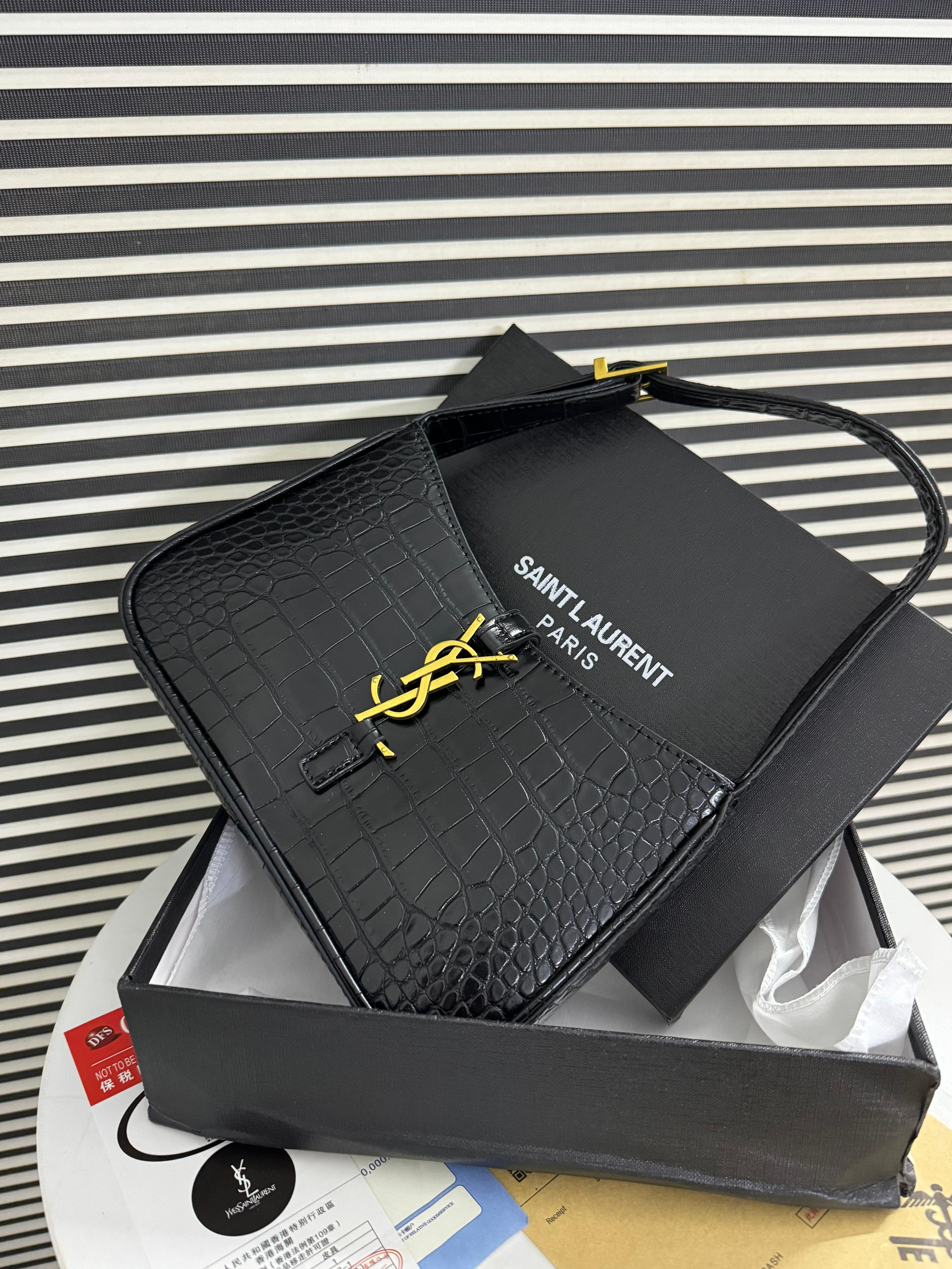 SAINT LAURENT  LE 5 À 7 IN LEATHER - CROC - EMBOSSED BLACK