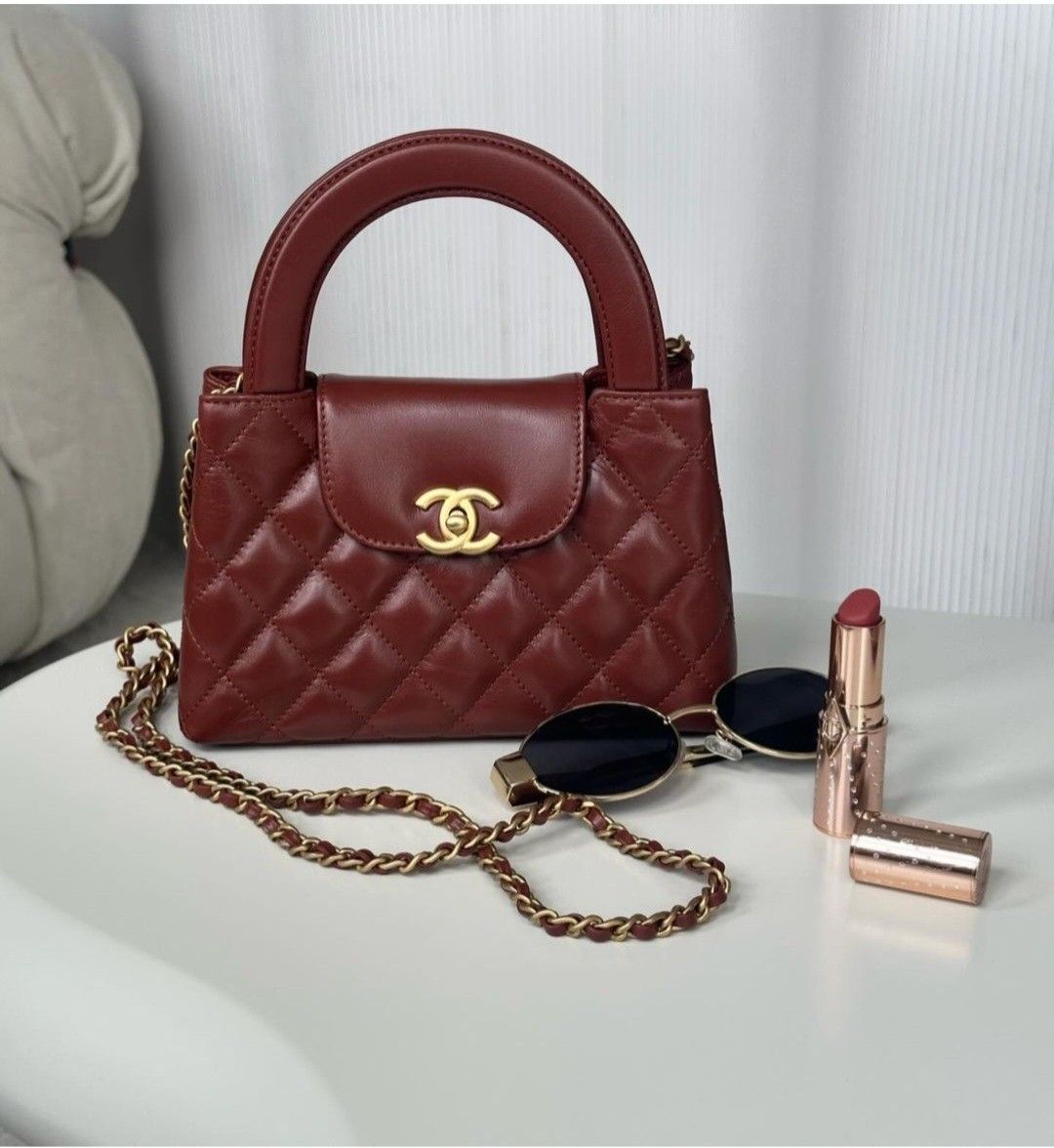 Chanel  Small Kelly Handbag - Mehroon