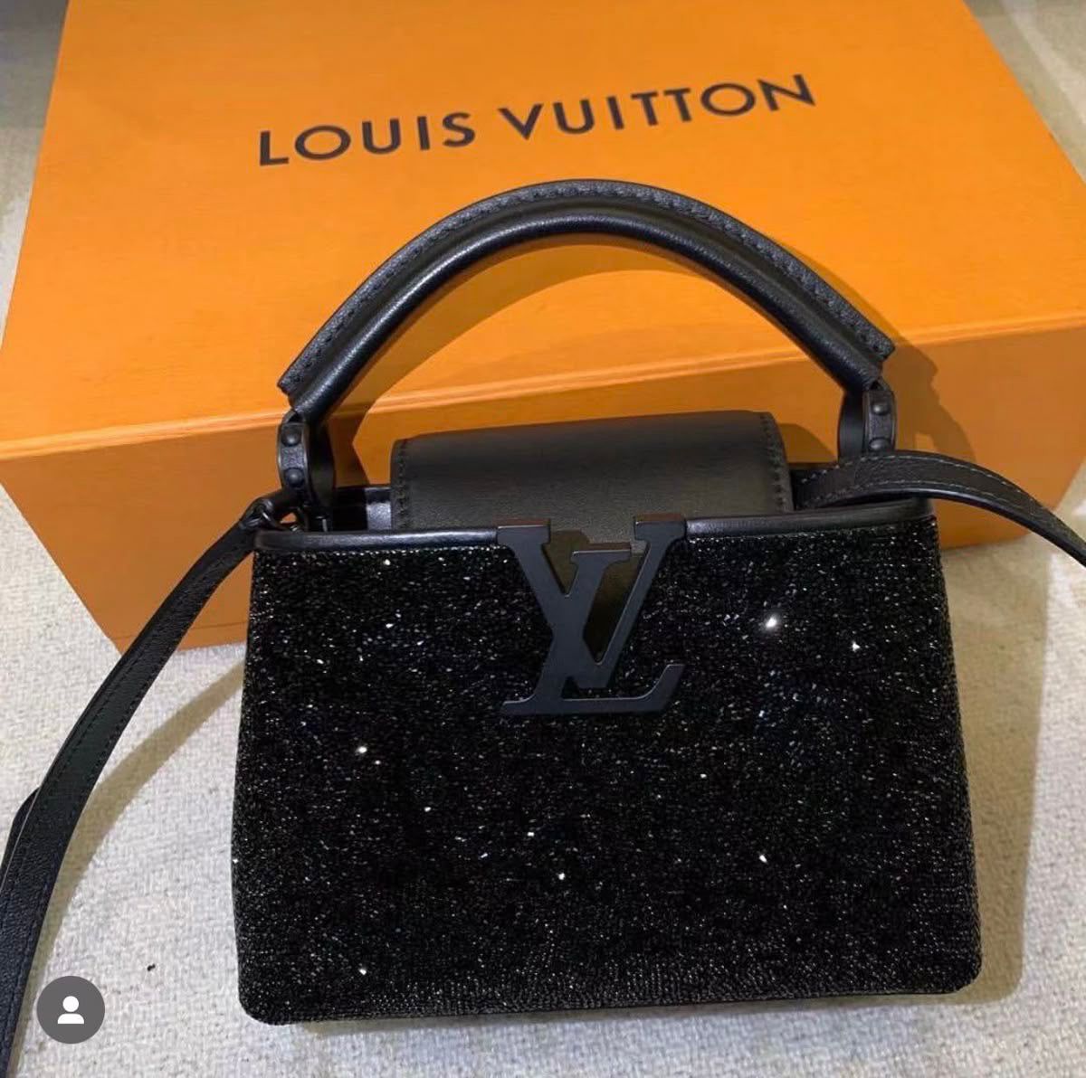 Louis Vuitton Capucines Mini Handbag  - Sparkling Black