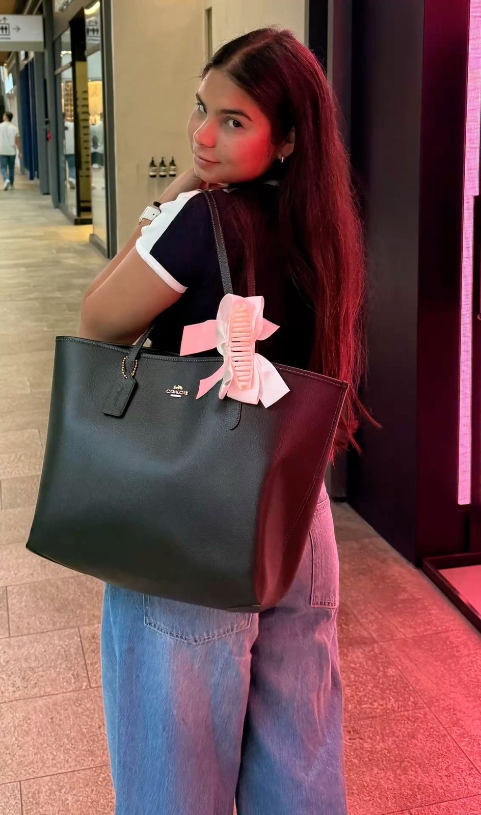 COACH City Tote Bag In Signature Canvas - Black