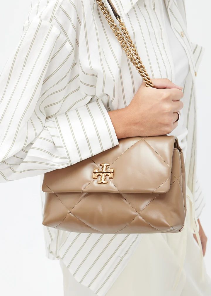 TORY BURCH  KIRA DIAMOND QUILT CONVERTIBLE SHOULDER BAG - Taupe Oak