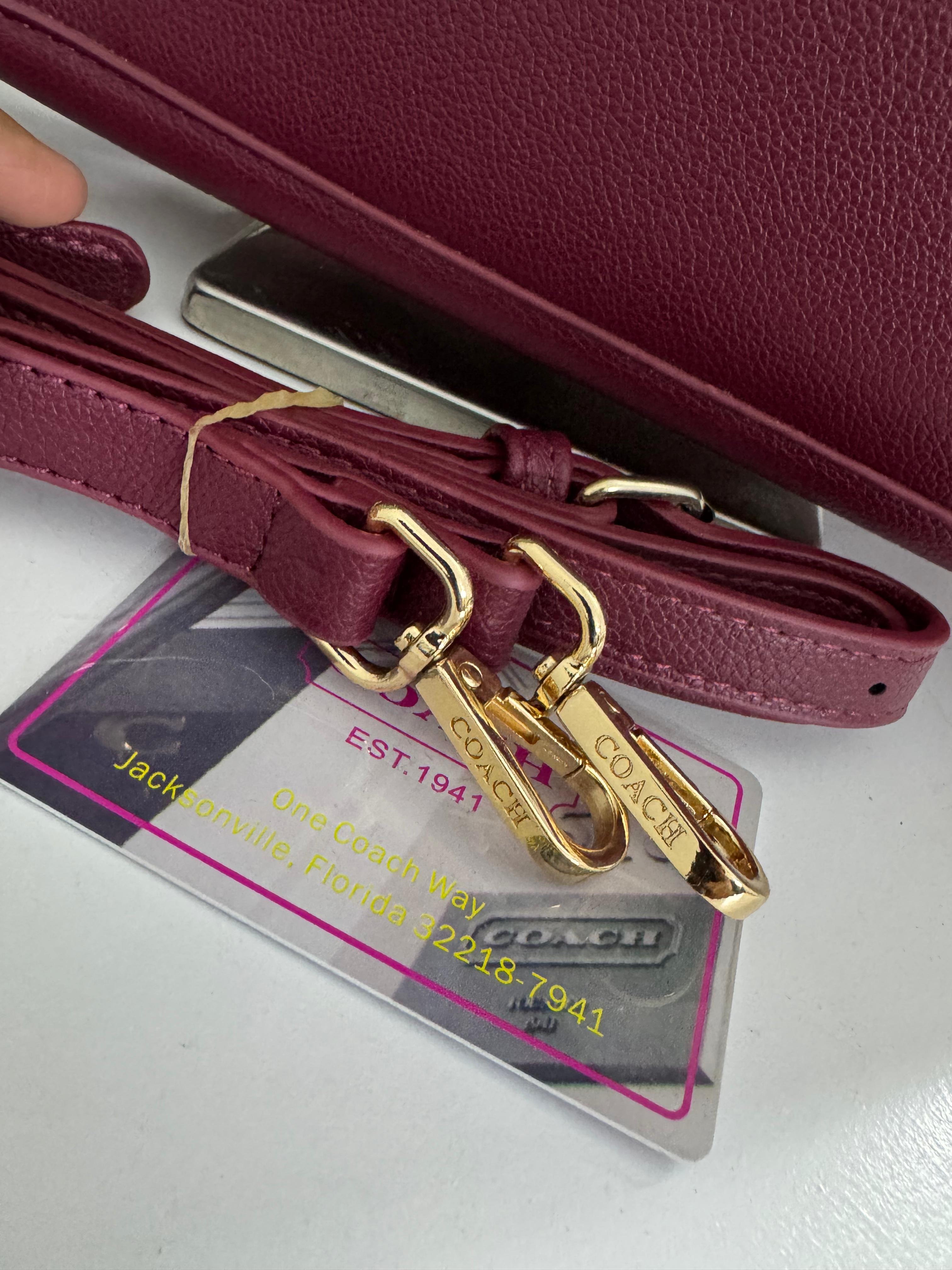 Coach Cater Carryall Bag - Mehroon