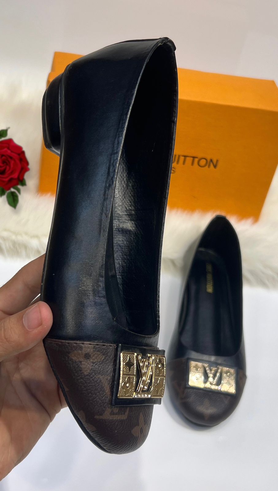 Louis Vuitton Capucine flat ballerina pumps - Black