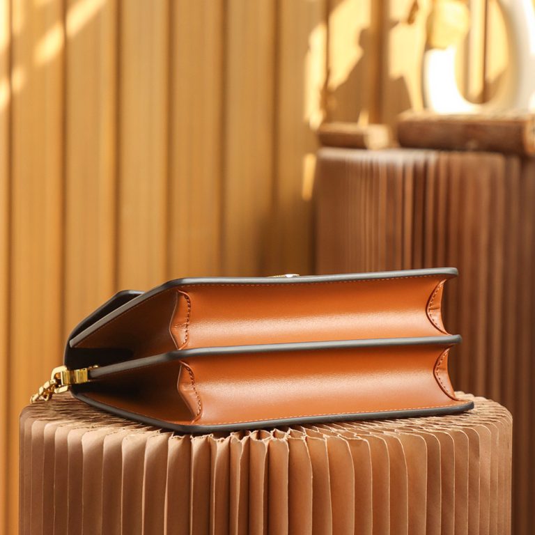 Louis Vuitton Dauphine MM - M45958