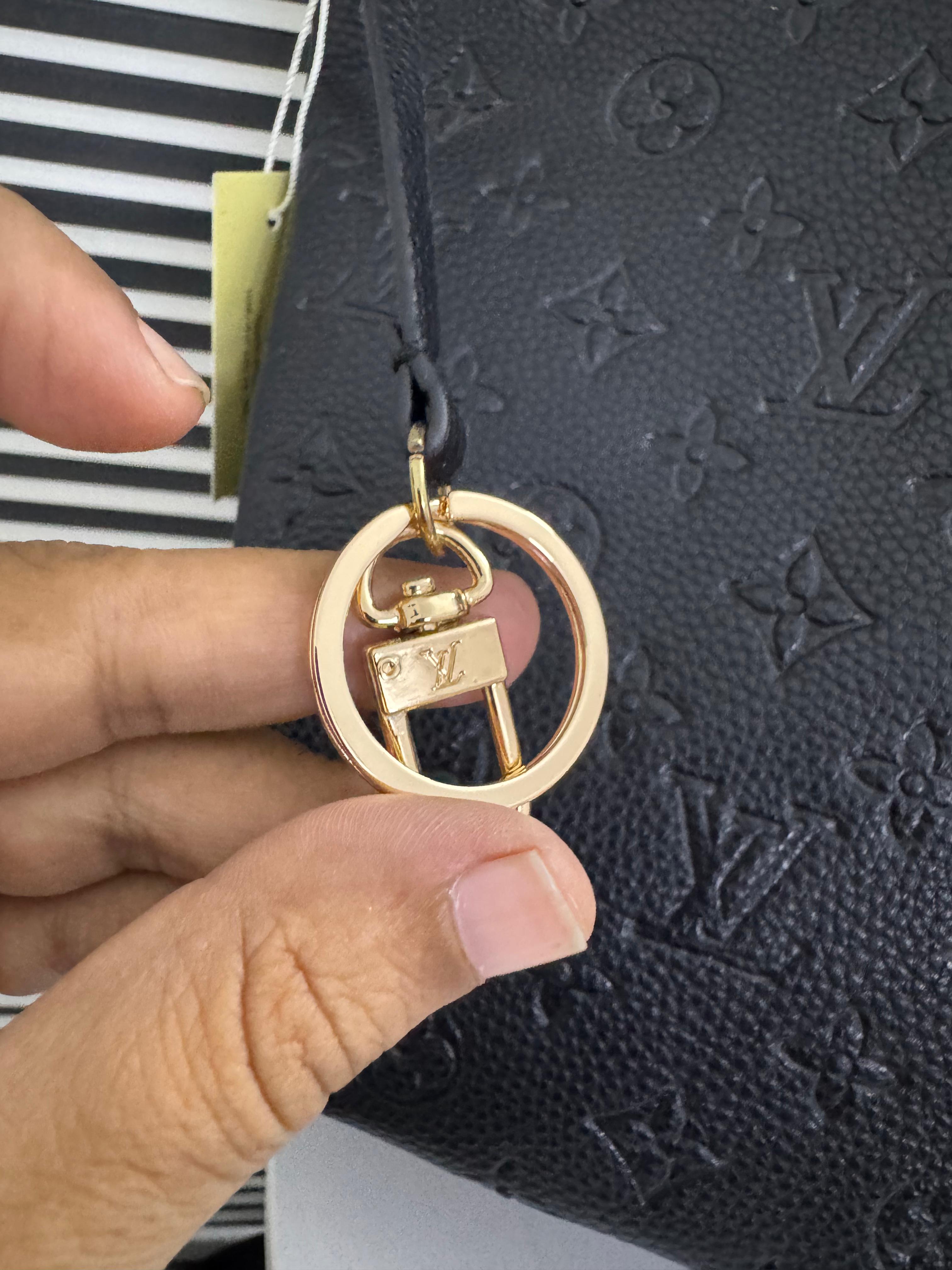 LOUIS VUITTON  Artsy MM Monogram Empreinte