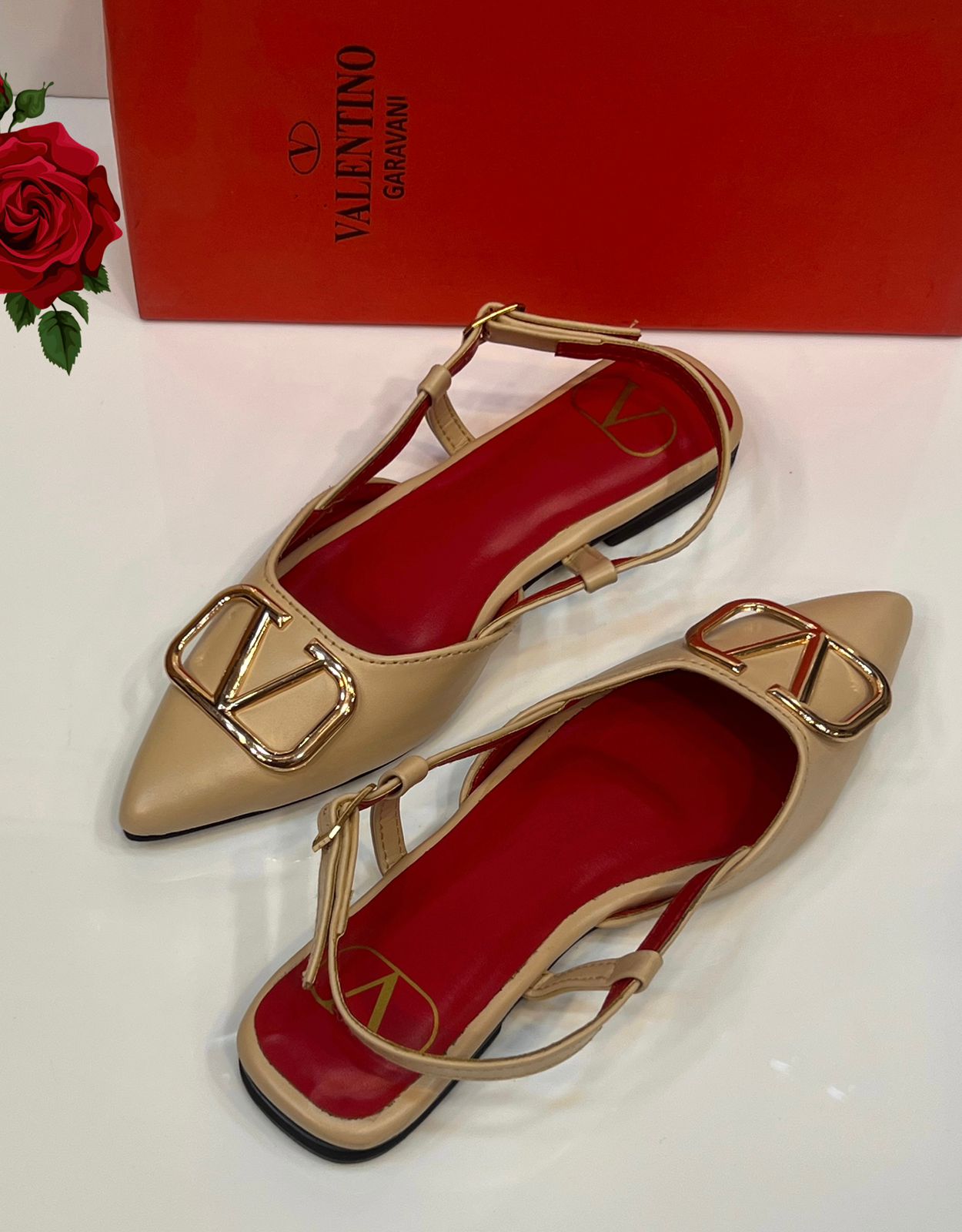 Valentino flat pumps -  Fawn