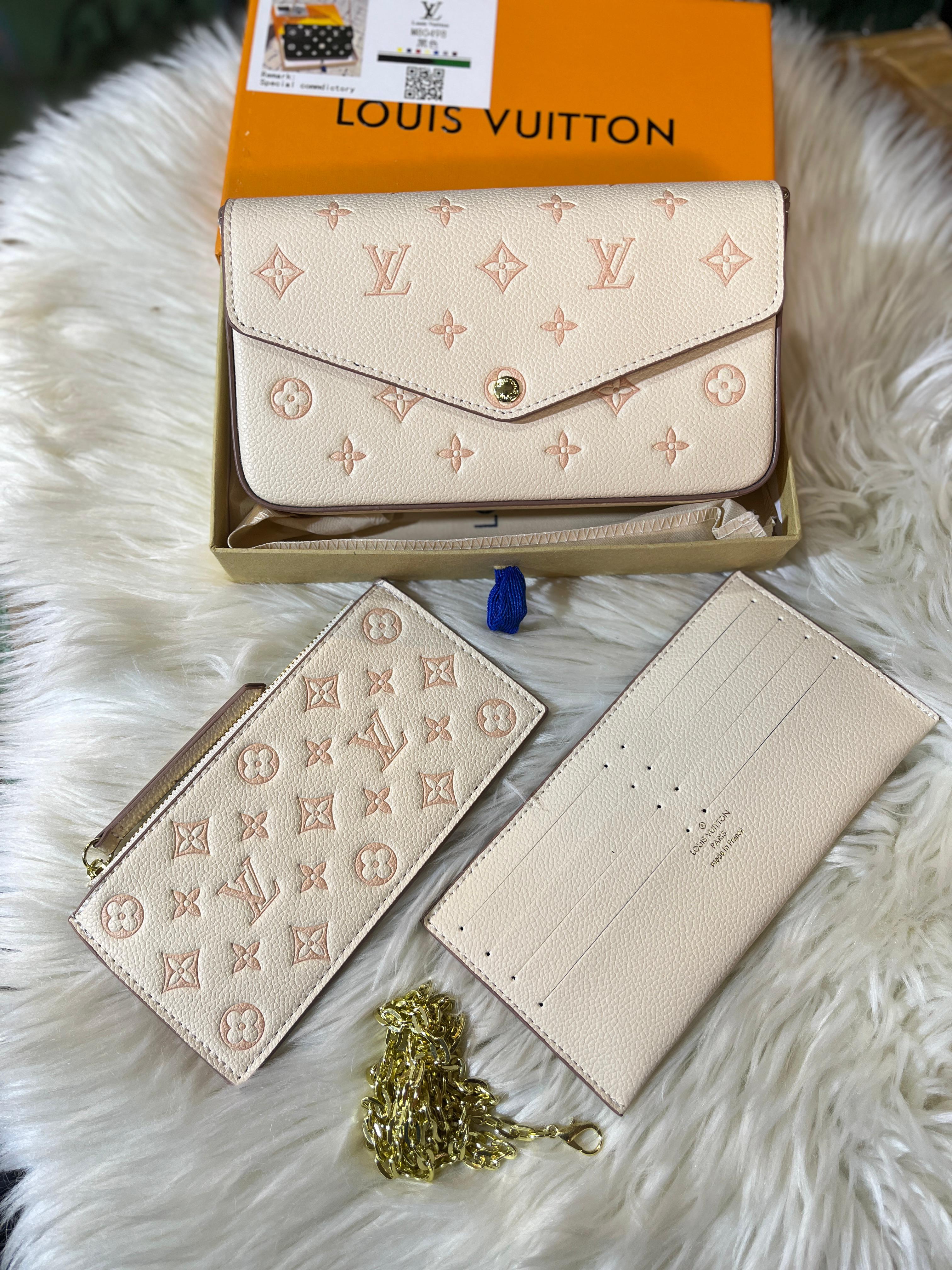 Louis Vuitton Pochette Félicie - Cream