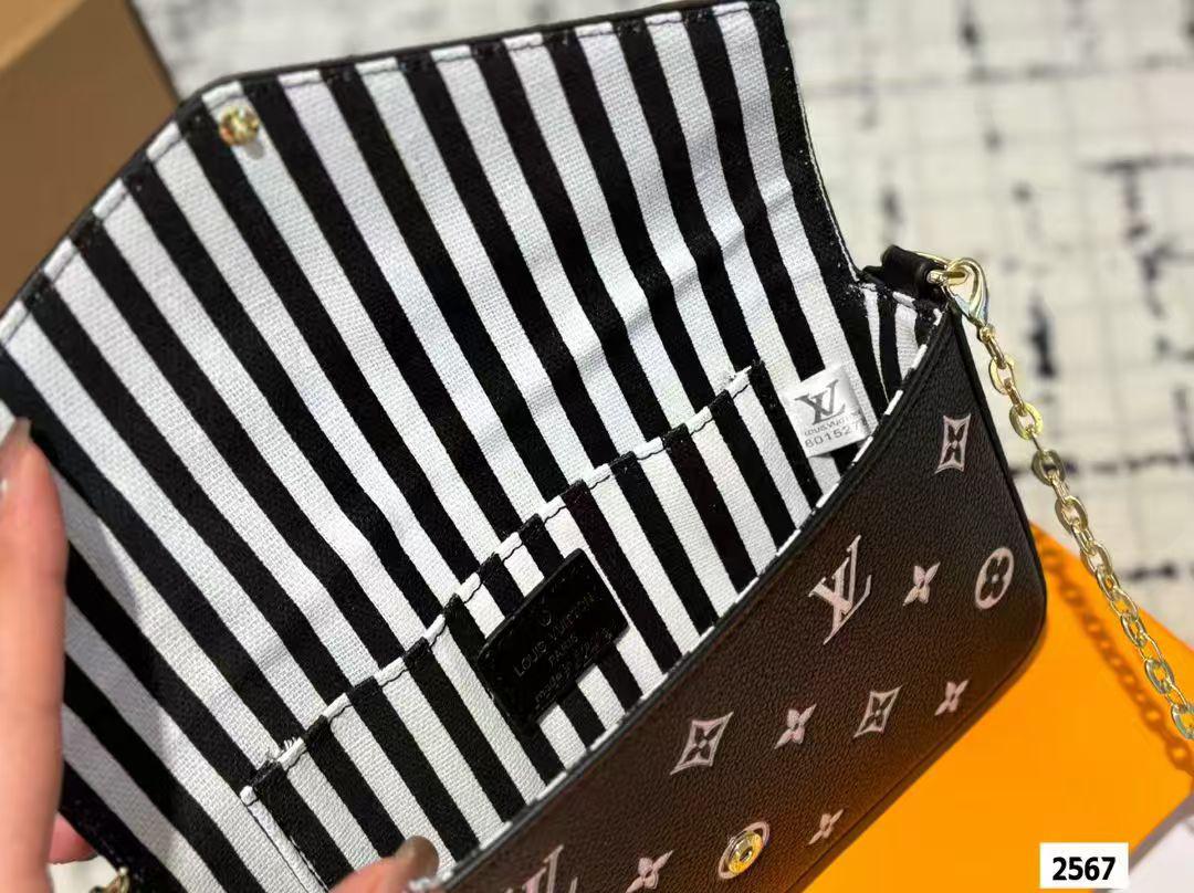 Louis Vuitton Pochette Félicie - Black