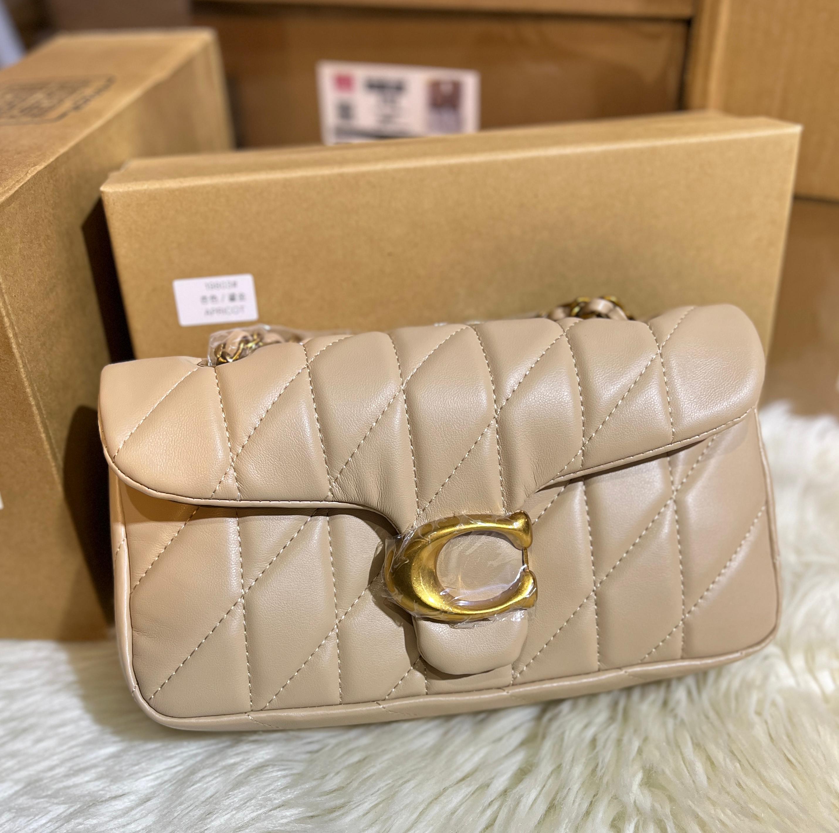 COACH Tabby Shoulder Bag 26 With Pillow Quilting - Fawn