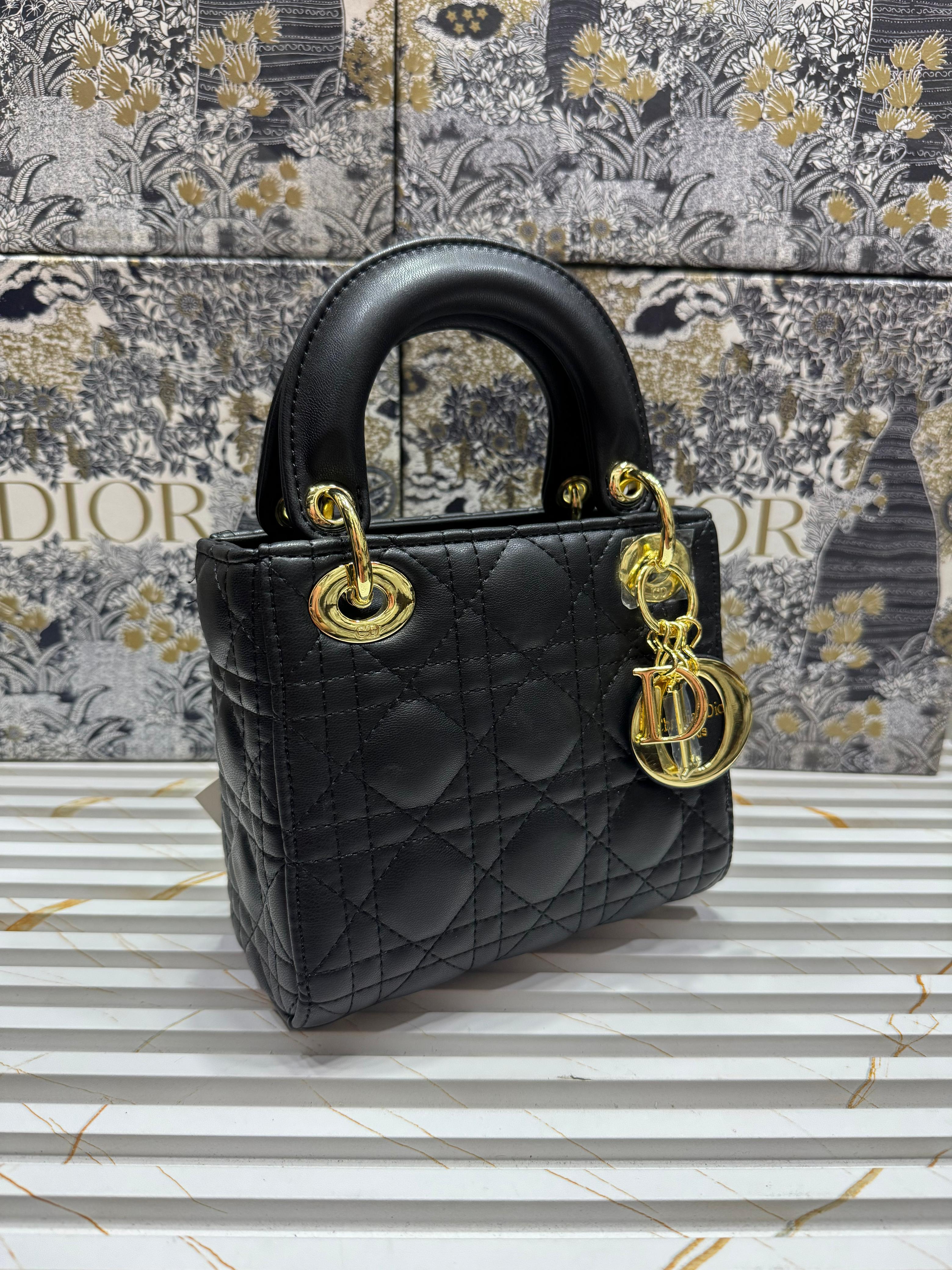 CHRISTIAN DIOR  Small Lady Dior Bag - Black