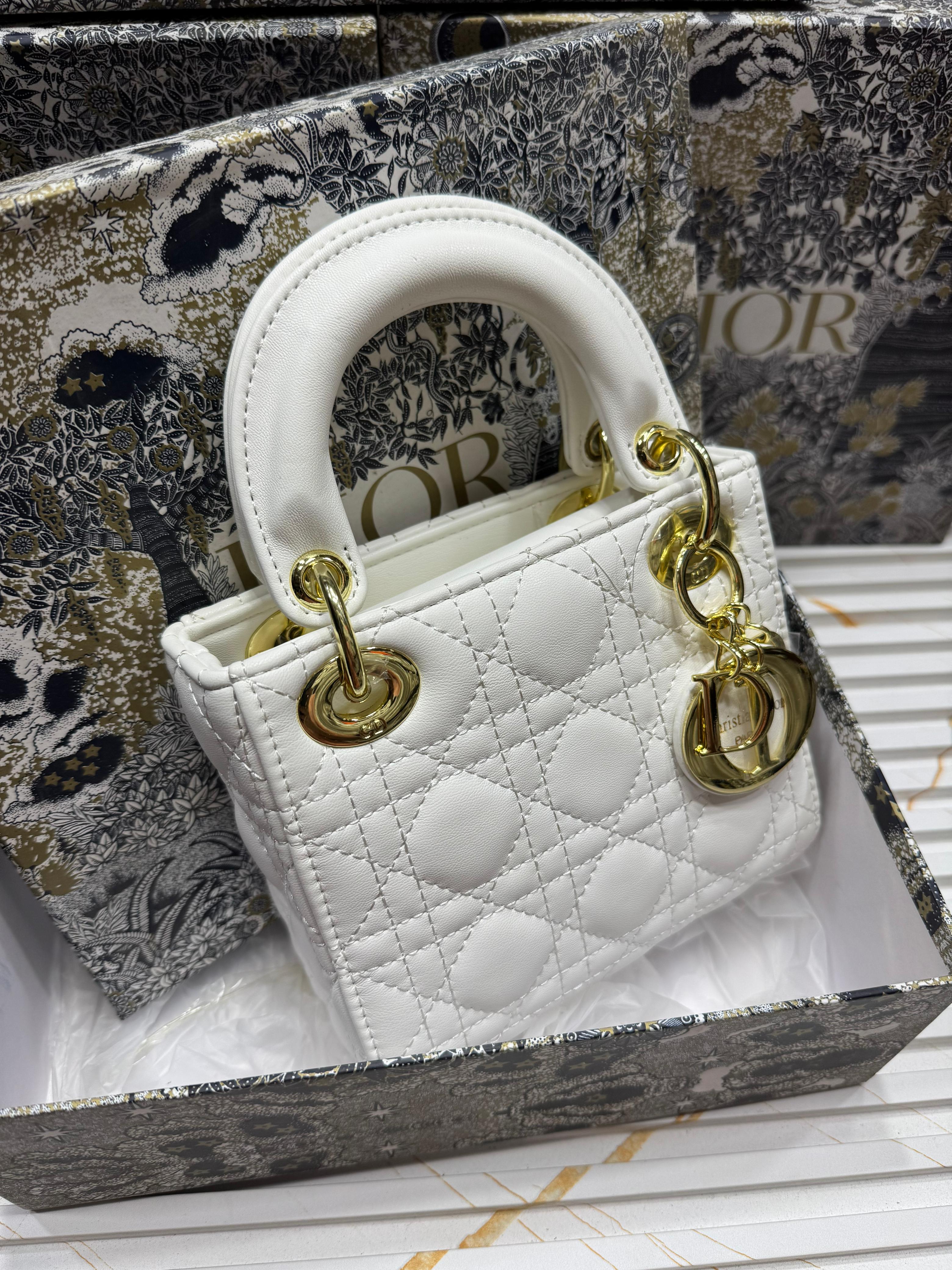 CHRISTIAN DIOR  Small Lady Dior Bag - White