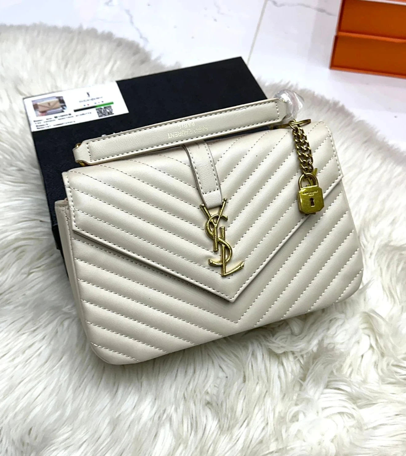 YVES SAINT LAURENT College Monogram Bag Matelasse - WHITE