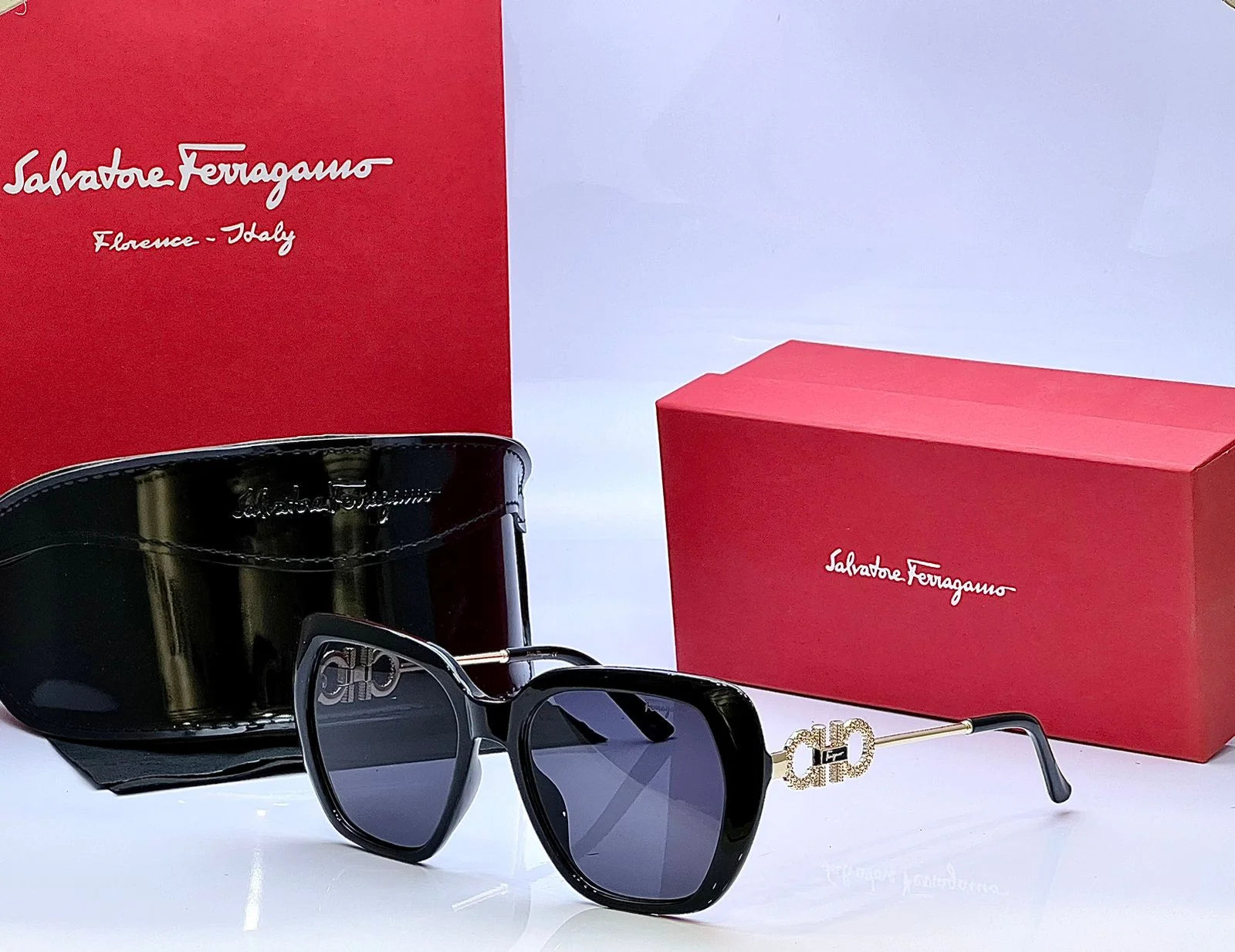 FERRAGAMO LADIES SUNGLASSES
