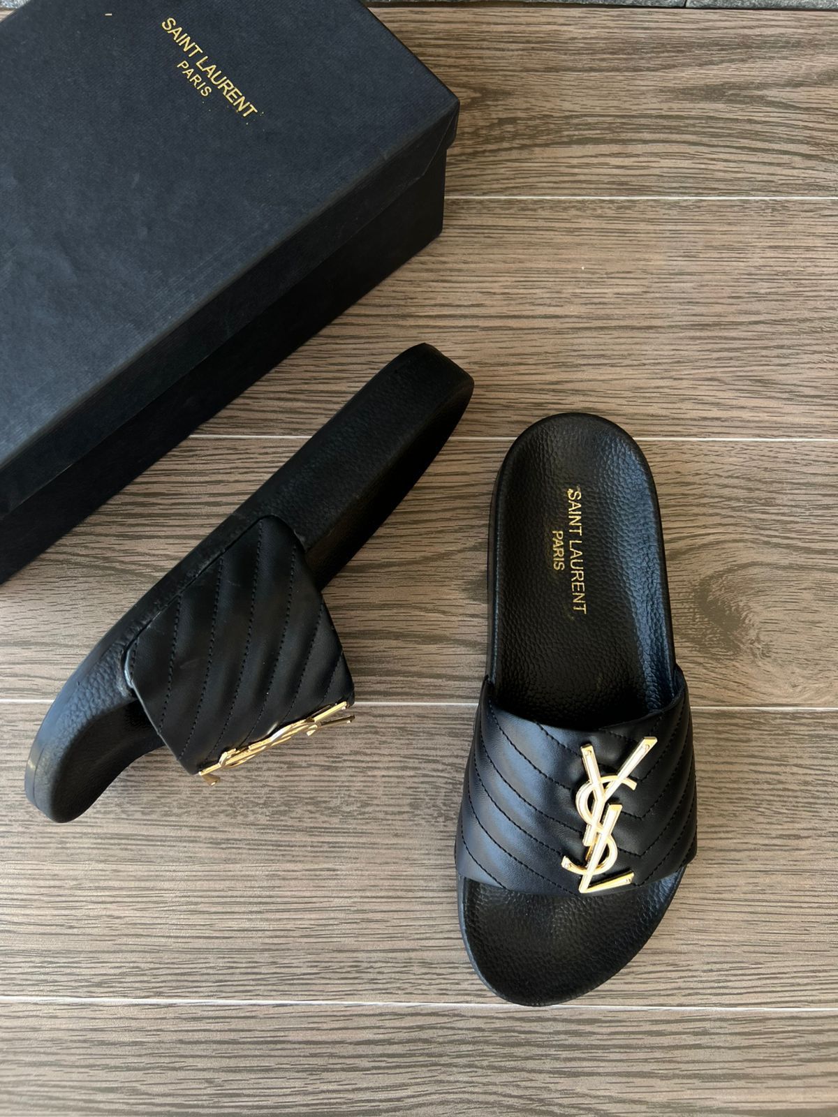 YSL Saint Laurent Softies